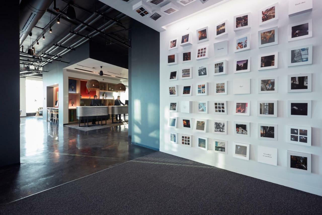 Alt Hotel Calgary East Village ภายนอก รูปภาพ